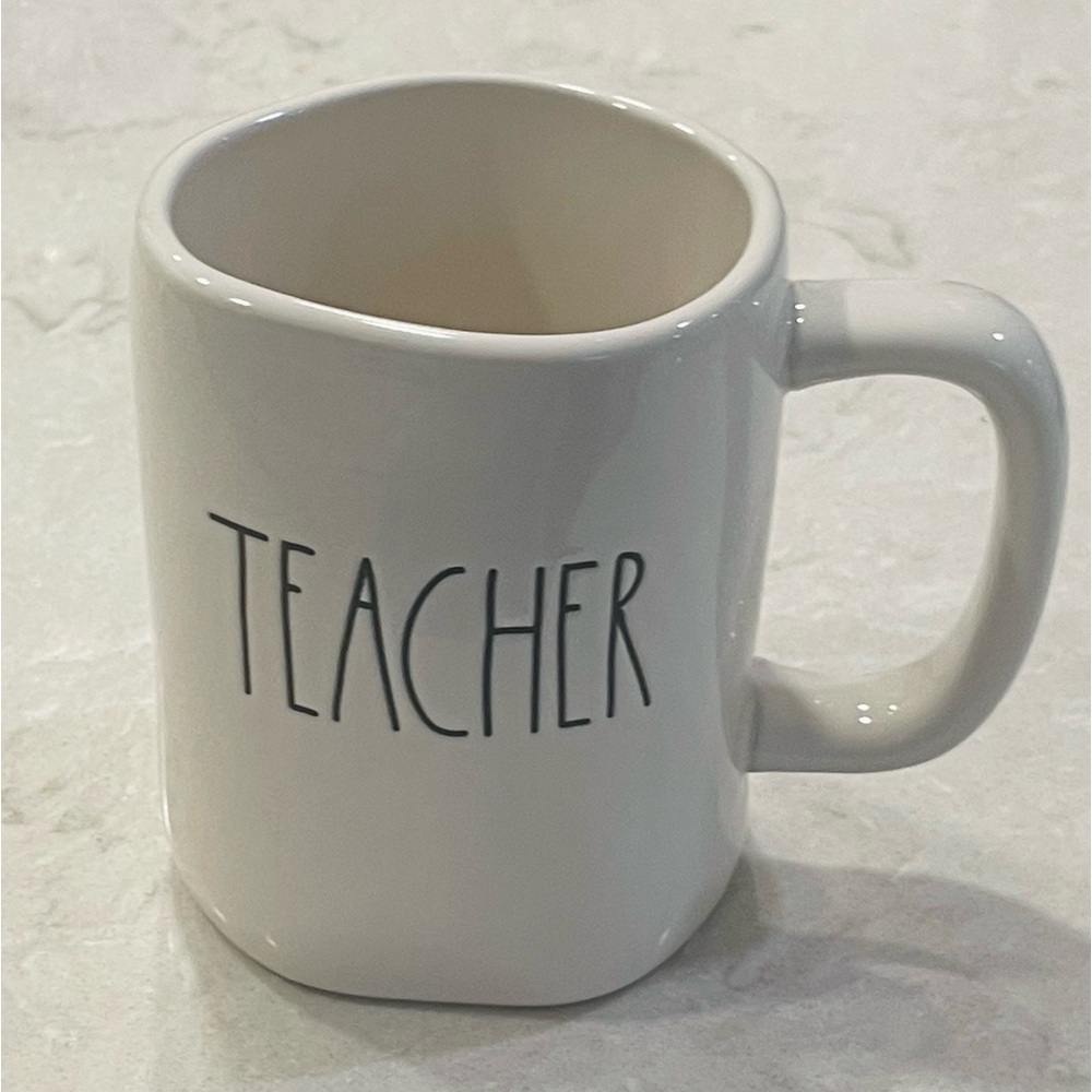 NEW Rae Dunn TEACHER mug, wonderful and useful gift for your favorite Teacher!
